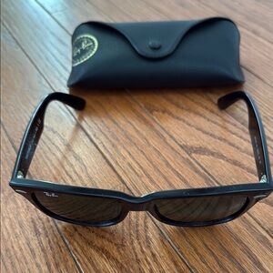 Ray-Ban Classic Black Sunglasses with Case